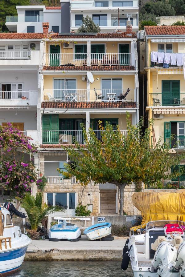 Apartments By The Sea Podgora, Makarska - 11469 Exterior foto